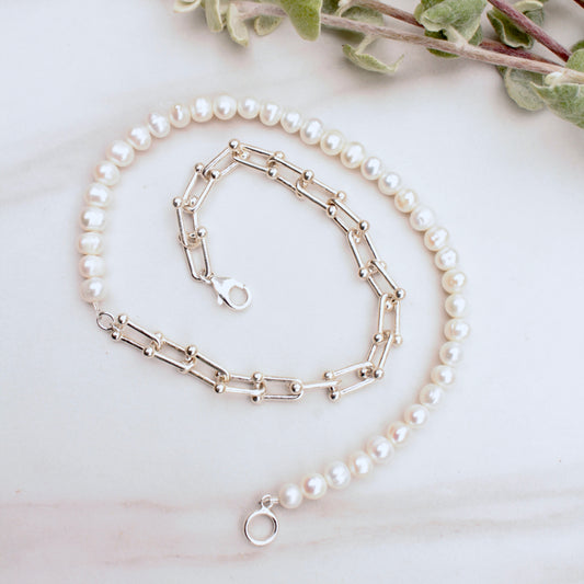 Silver Hardware and Fresh Water Pearls Necklace